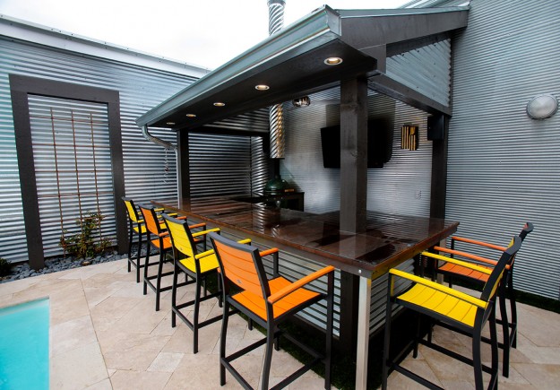 Modern outdoor bar