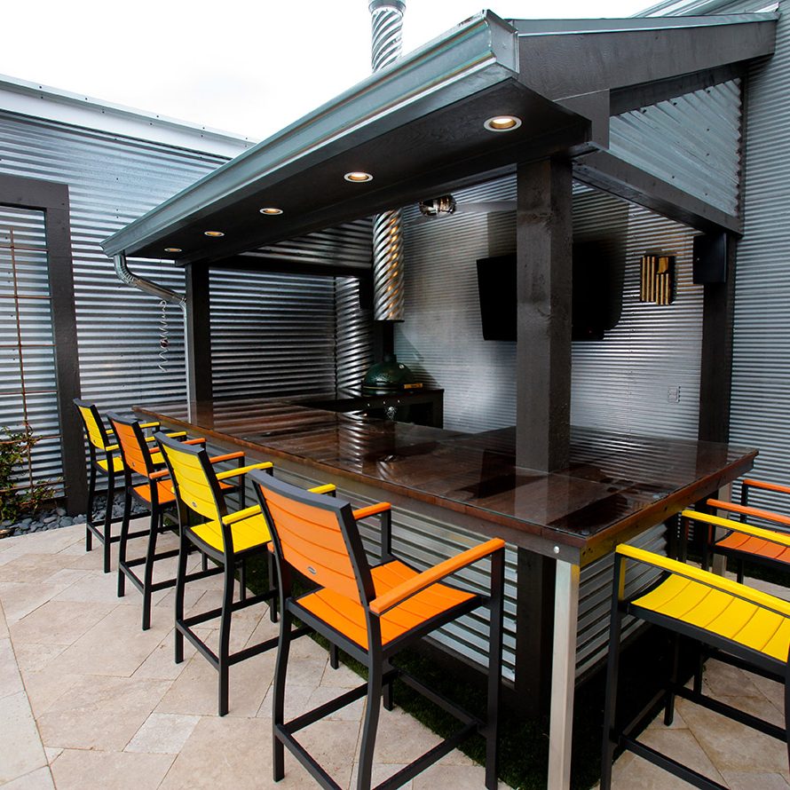 Modern outdoor bar