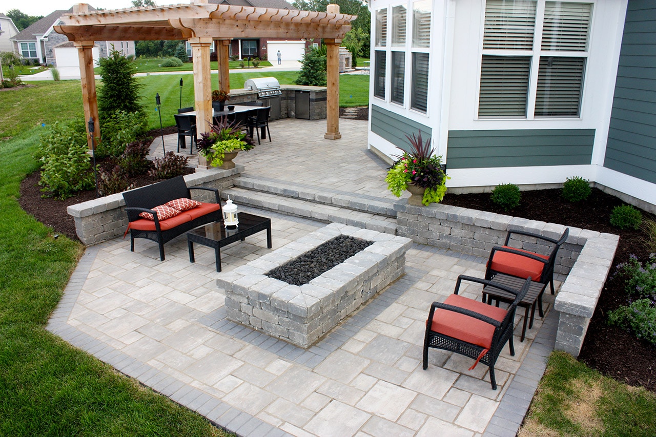 Overton Outdoor Living Space – Stone Center of Indiana