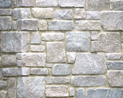 Rockford estate blend limestone wall